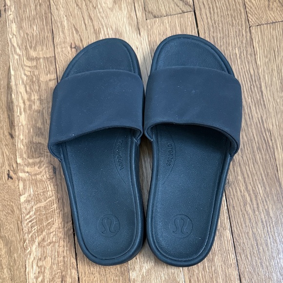 lululemon athletica Shoes - Lululemon Black Casual Slide Sandals